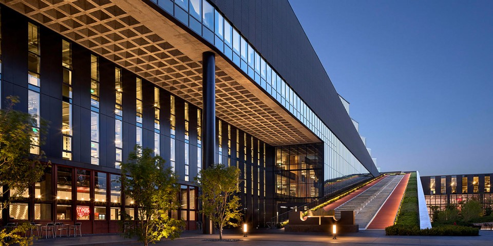 , LeBron James Innovation Center By Nike, #Bizwhiznetwork.com Innovation &Lambda;Ｉ